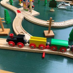 Wooden Train Set (4 pieces), Compatible with Thomas and Friends